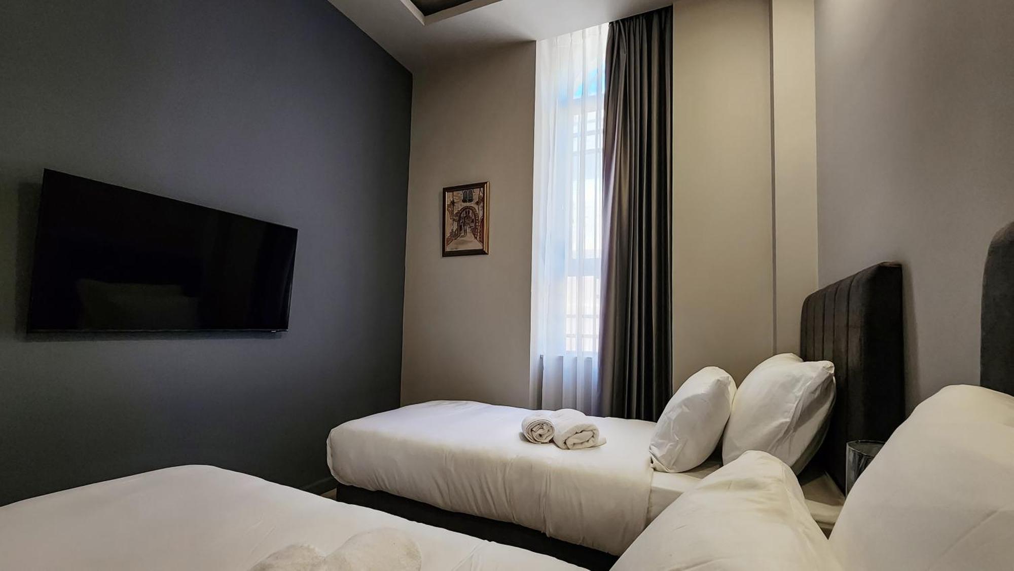 All Seasons Boutique Hotel - エルサレム エクステリア 写真